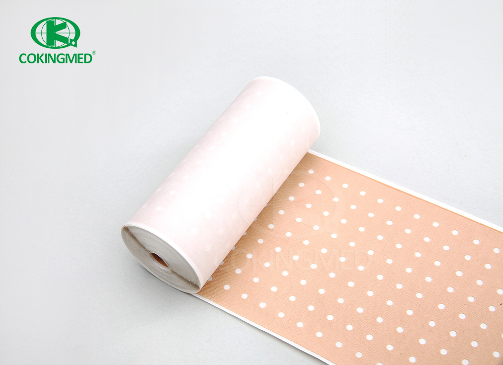 打孔氧化锌胶带Perforated-zinc-oxide-adhesive-tape.jpg
